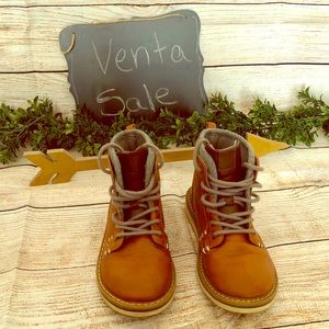 Boy’s boots 🥾